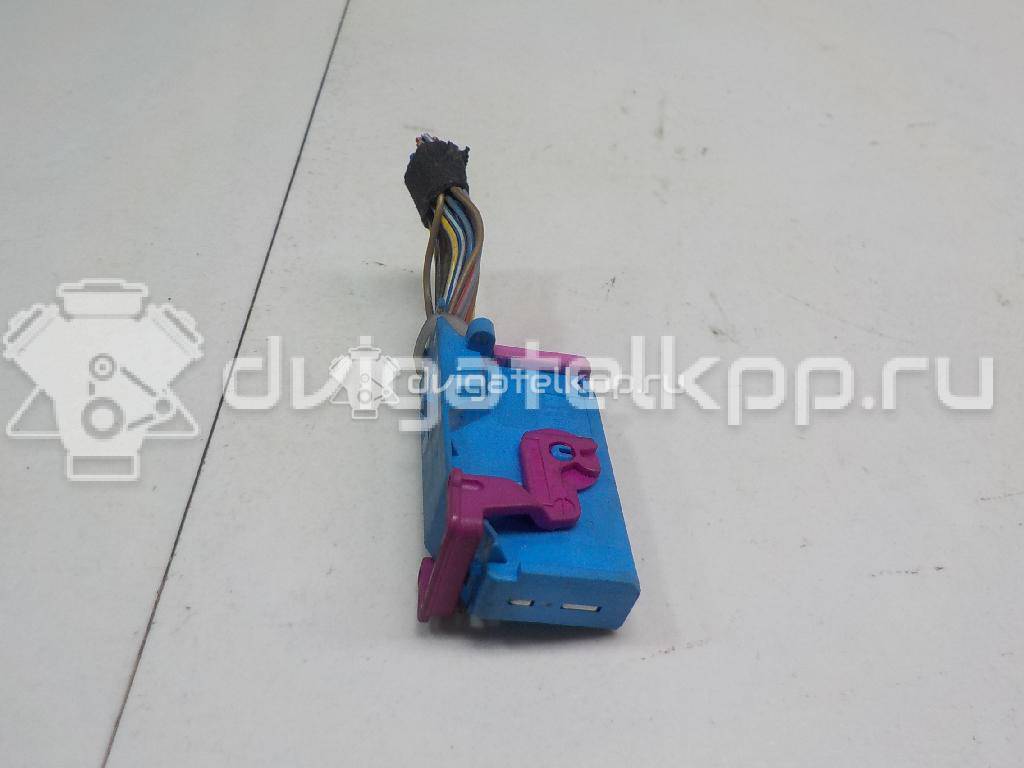 Фото Разъем  8L0972977D для ford Galaxy {forloop.counter}}