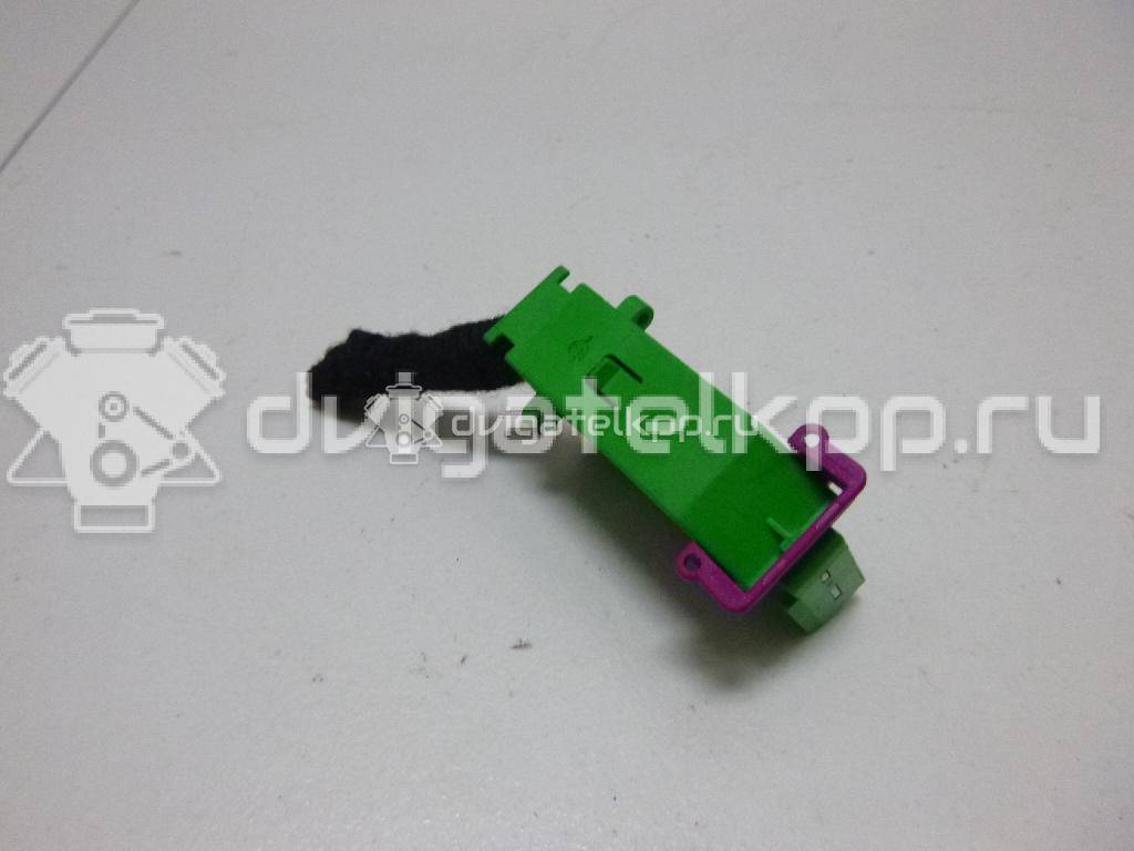 Фото Разъем  8L0972977C для ford Galaxy {forloop.counter}}