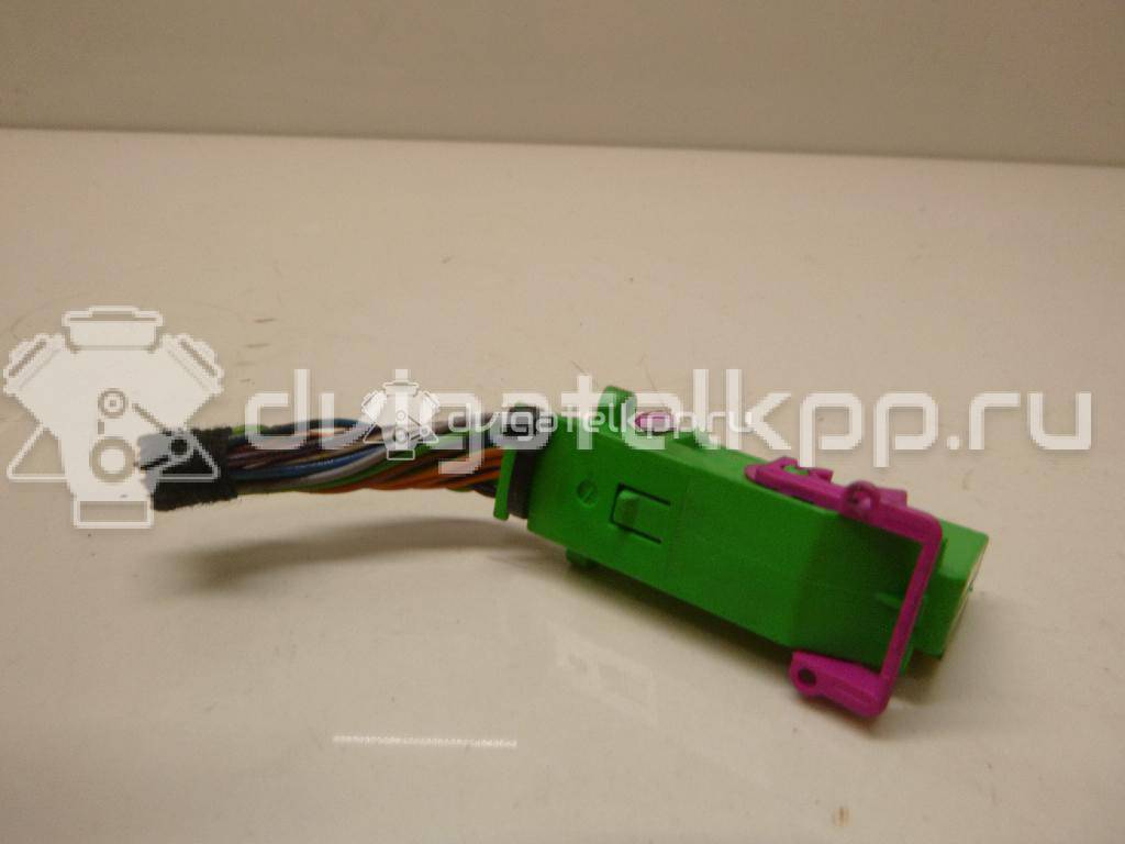 Фото Разъем  8L0972977C для ford Galaxy {forloop.counter}}