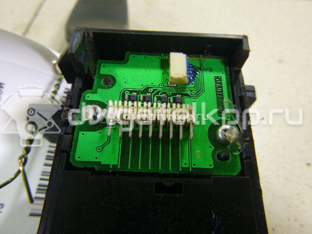 Фото Переключатель поворотов подрулевой  1835508 для Ford Galaxy / S-Max / Mondeo {forloop.counter}}
