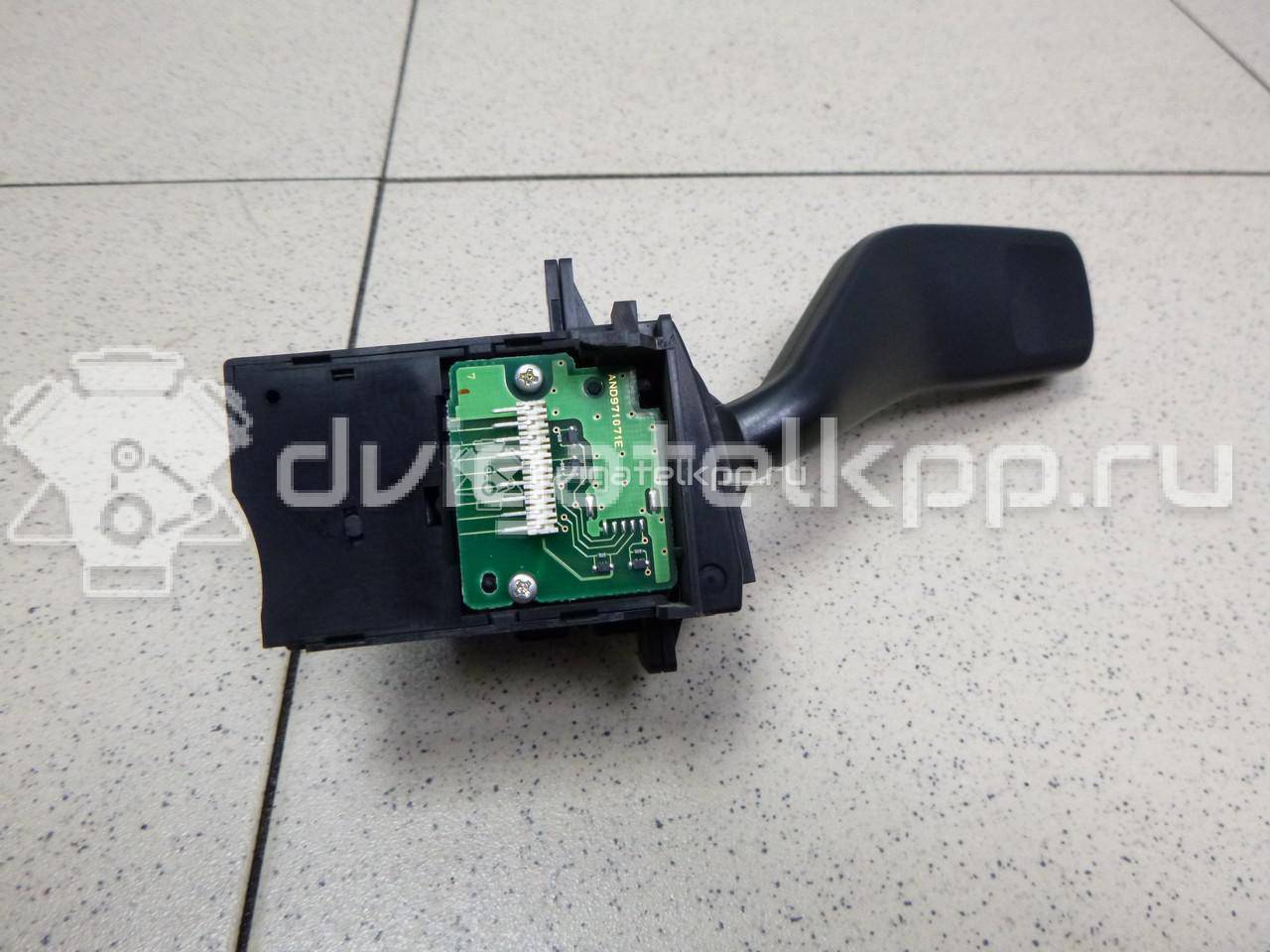 Фото Переключатель поворотов подрулевой  1835508 для Ford Galaxy / S-Max / Mondeo {forloop.counter}}