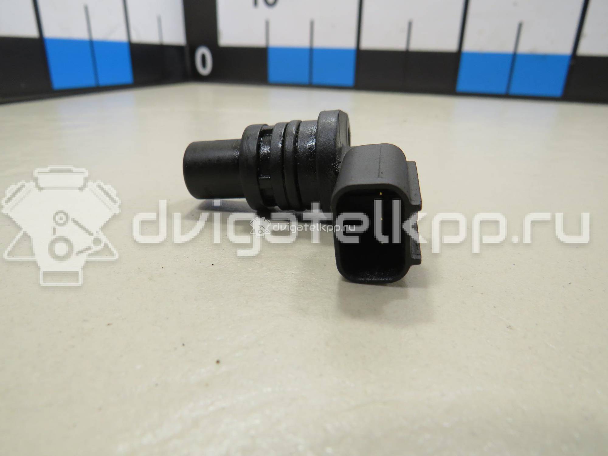 Фото Датчик положения распредвала  1801925 для Ford Fiesta / Focus / C-Max / Ka / Galaxy {forloop.counter}}