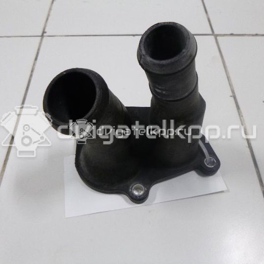 Фото Крышка термостата для двигателя IQDB для Ford Focus / C-Max / Grand 105 л.с 16V 1.6 л бензин 1707050