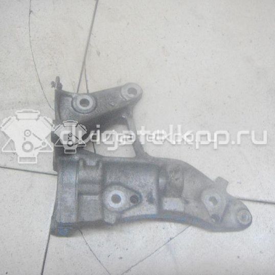 Фото Кронштейн генератора для двигателя HHJB для Ford Fiesta / Fusion Ju 90 л.с 16V 1.6 л Дизельное топливо 1479827