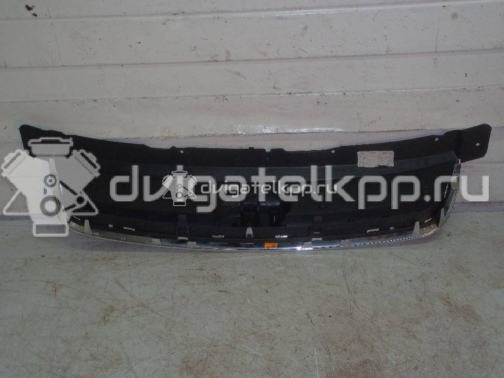 Фото Решетка радиатора  1497839 для Ford Kuga {forloop.counter}}