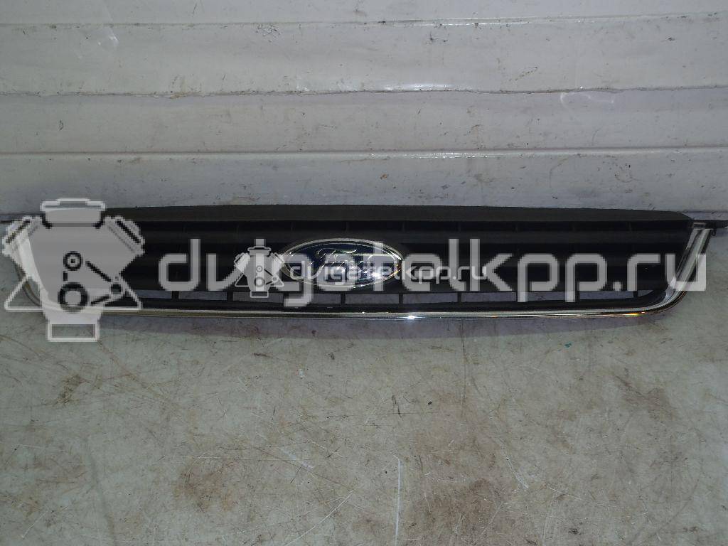 Фото Решетка радиатора  1497839 для Ford Kuga {forloop.counter}}