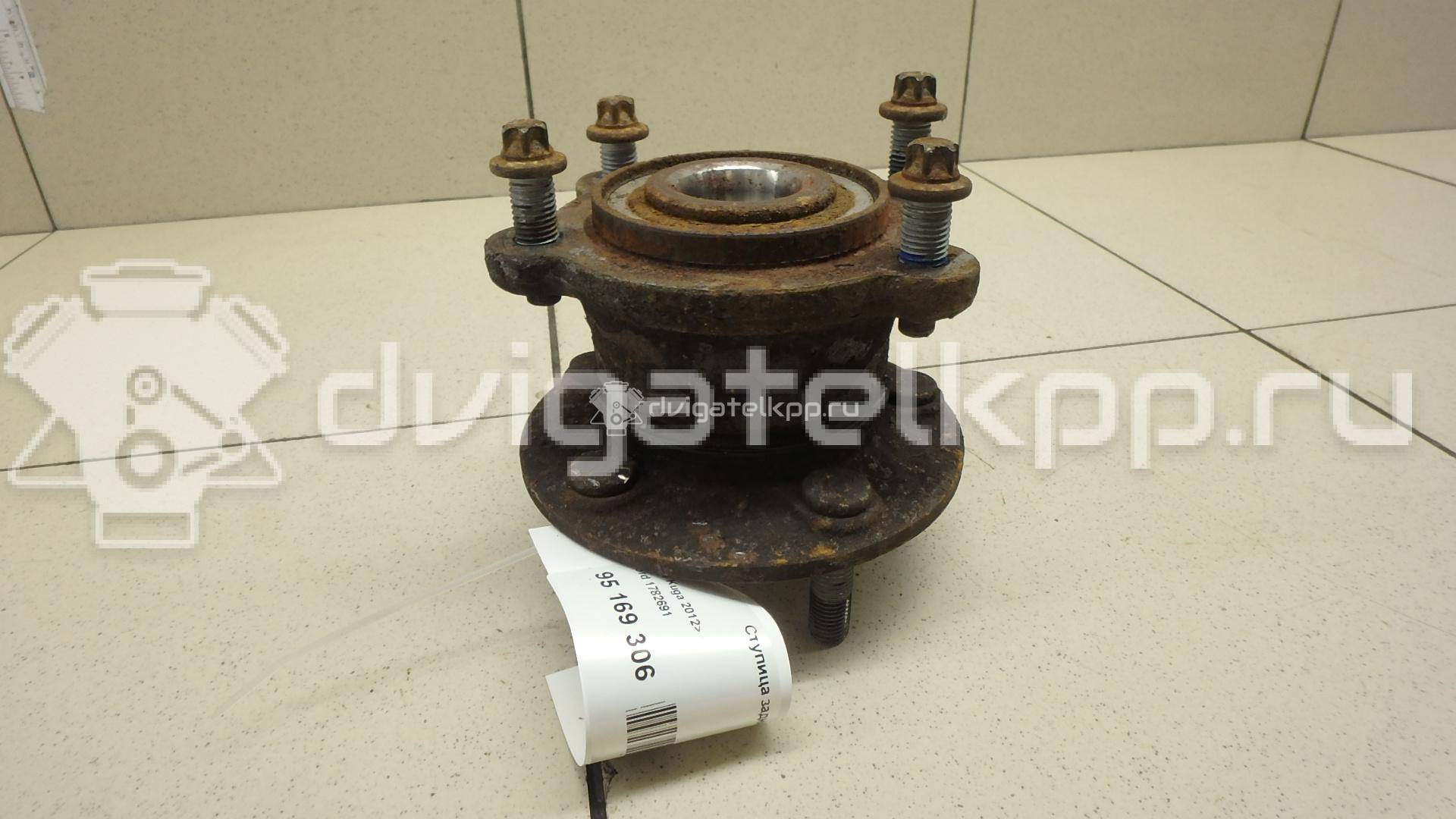 Фото Ступица задняя  1782691 для Ford Kuga {forloop.counter}}