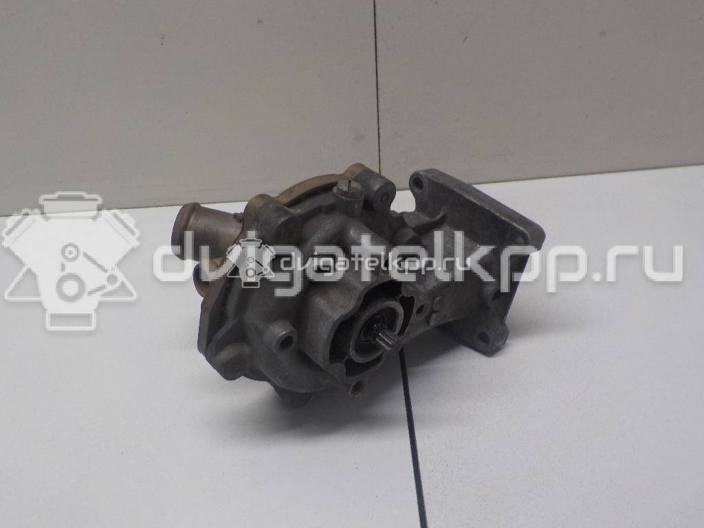 Фото Насос водяной (помпа)  1477444 для Ford Fiesta / Focus / C-Max / Galaxy / S-Max {forloop.counter}}