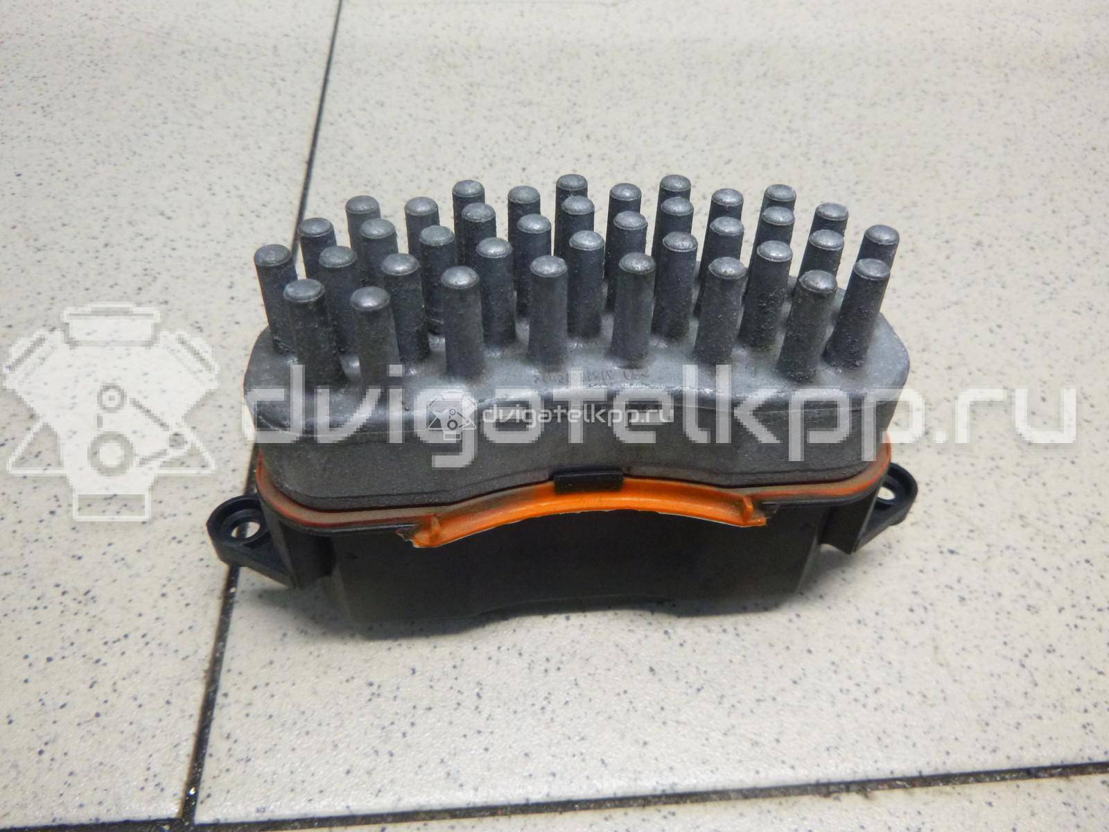 Фото Резистор отопителя  1379762 для Ford Fiesta / Mondeo / Fusion Ju {forloop.counter}}
