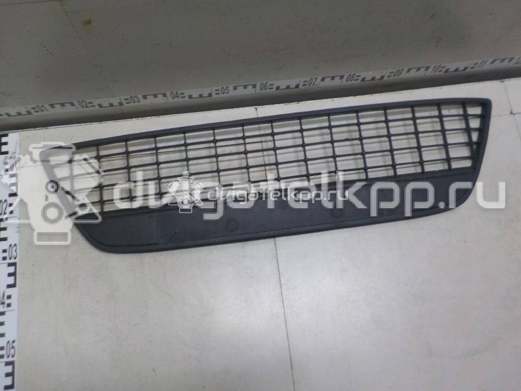 Фото Решетка в бампер центральная  1509109 для Ford Mondeo {forloop.counter}}