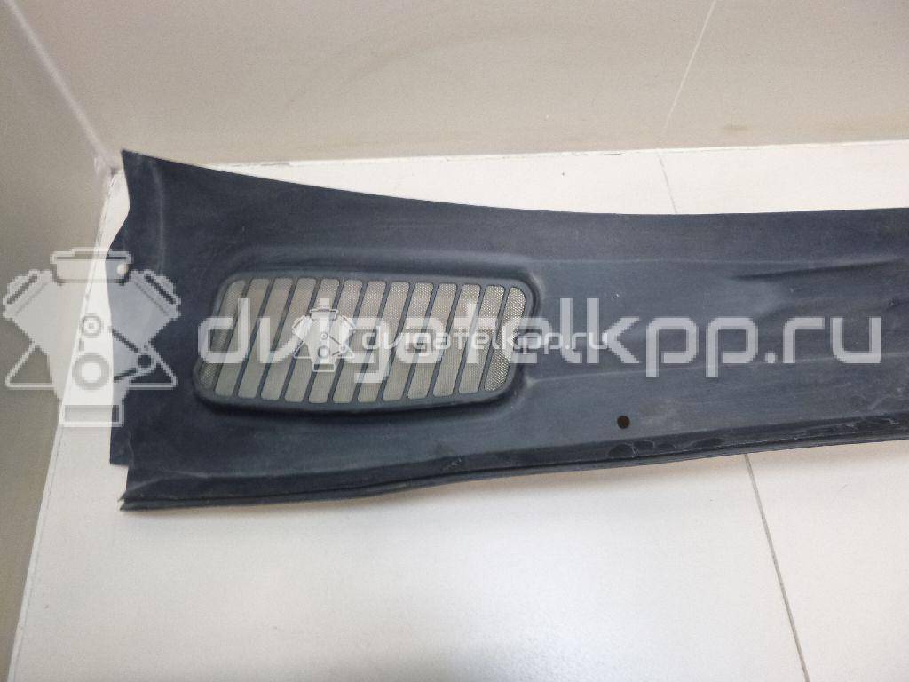 Фото Решетка стеклооч. (планка под лобовое стекло)  1471826 для Ford Capri {forloop.counter}}