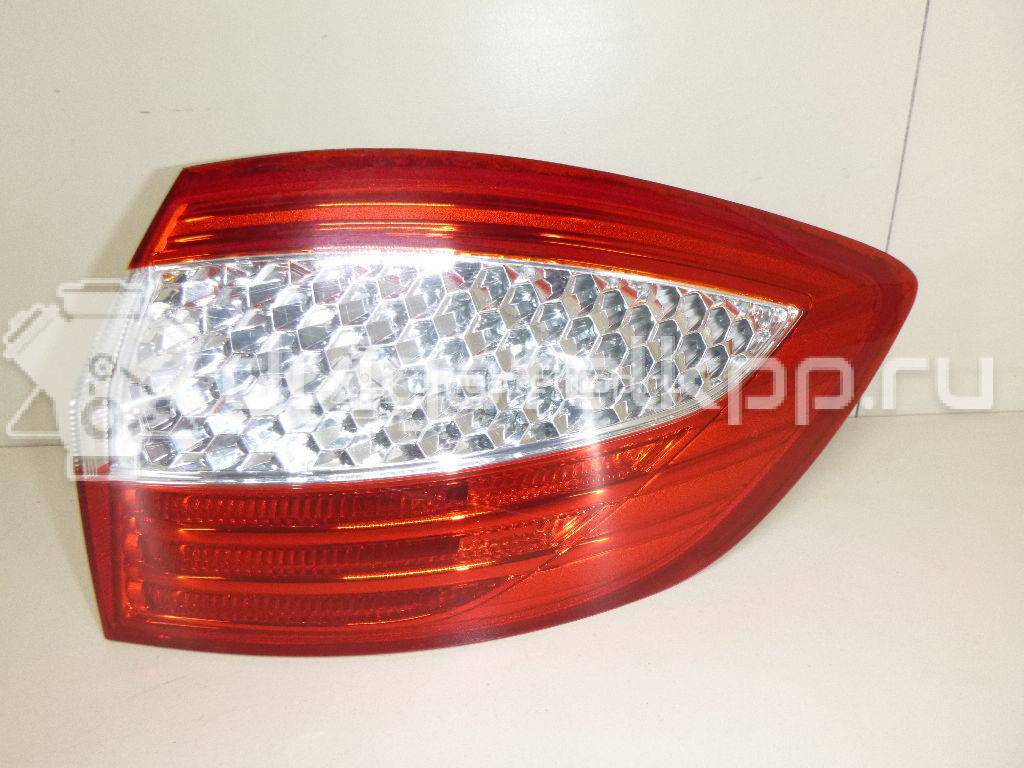 Фото Фонарь задний наружный правый  1486778 для Ford Mondeo {forloop.counter}}
