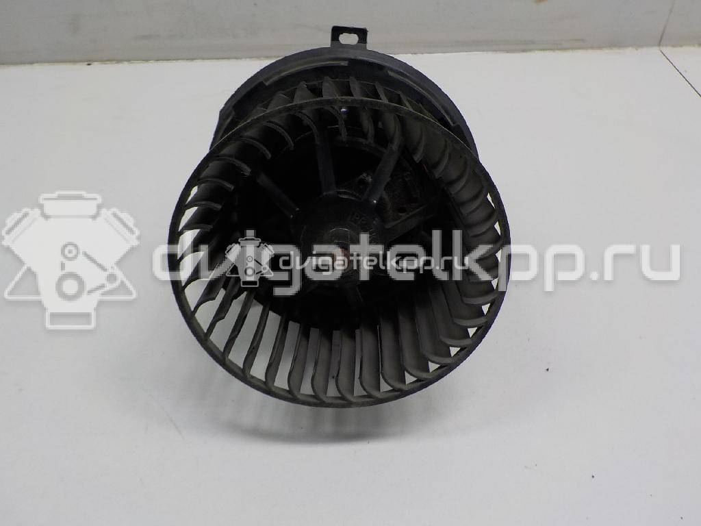 Фото Моторчик отопителя  7188531 для Ford Transit {forloop.counter}}
