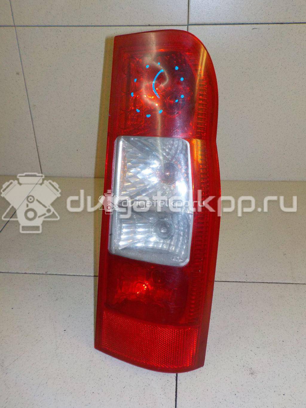 Фото Фонарь задний правый  1435880 для Ford Transit {forloop.counter}}