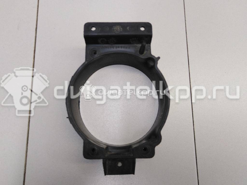 Фото Кронштейн фары противотуманной правой  1387138 для Ford Transit {forloop.counter}}