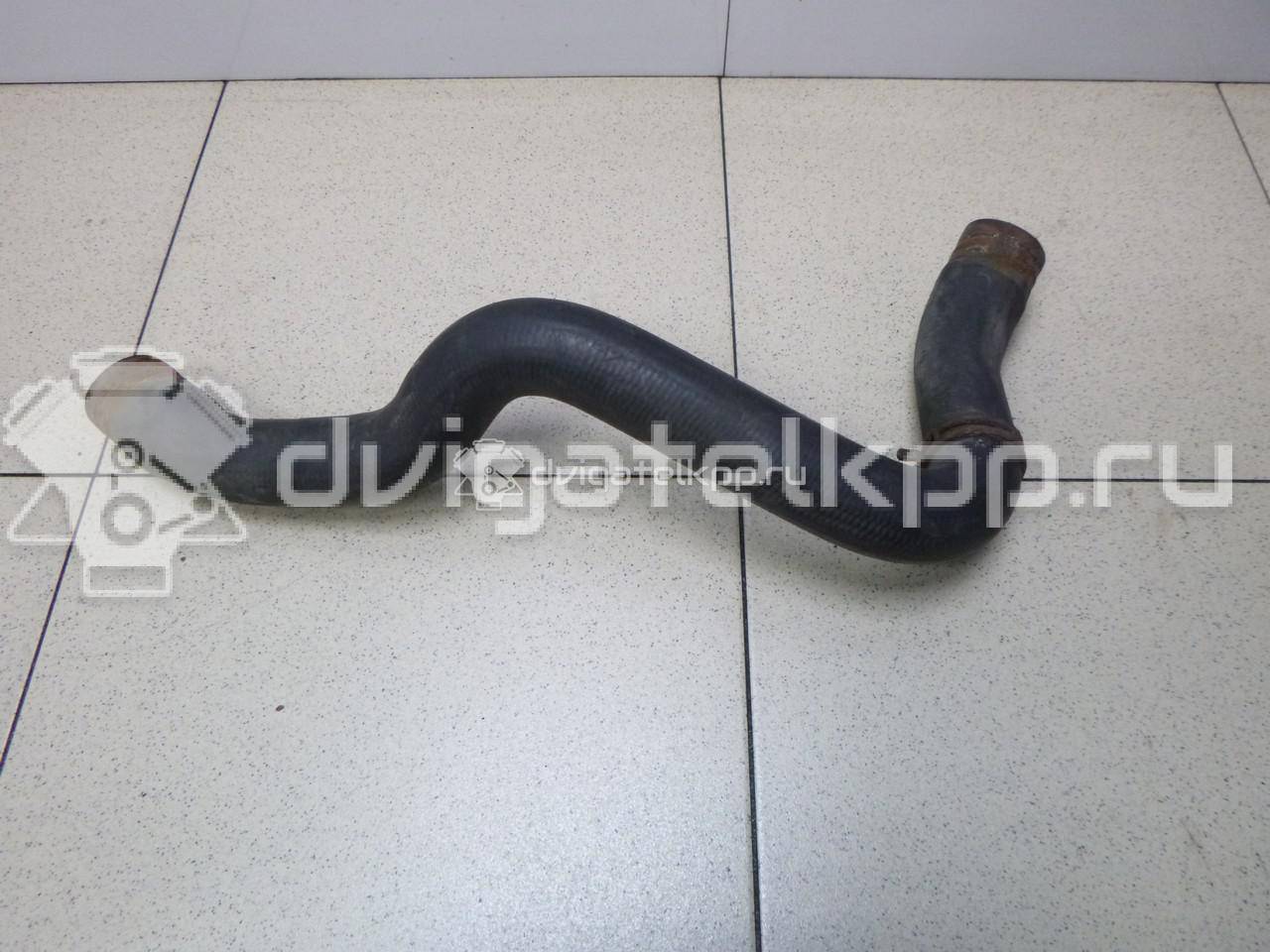 Фото Патрубок радиатора  1371293 для Ford Transit {forloop.counter}}