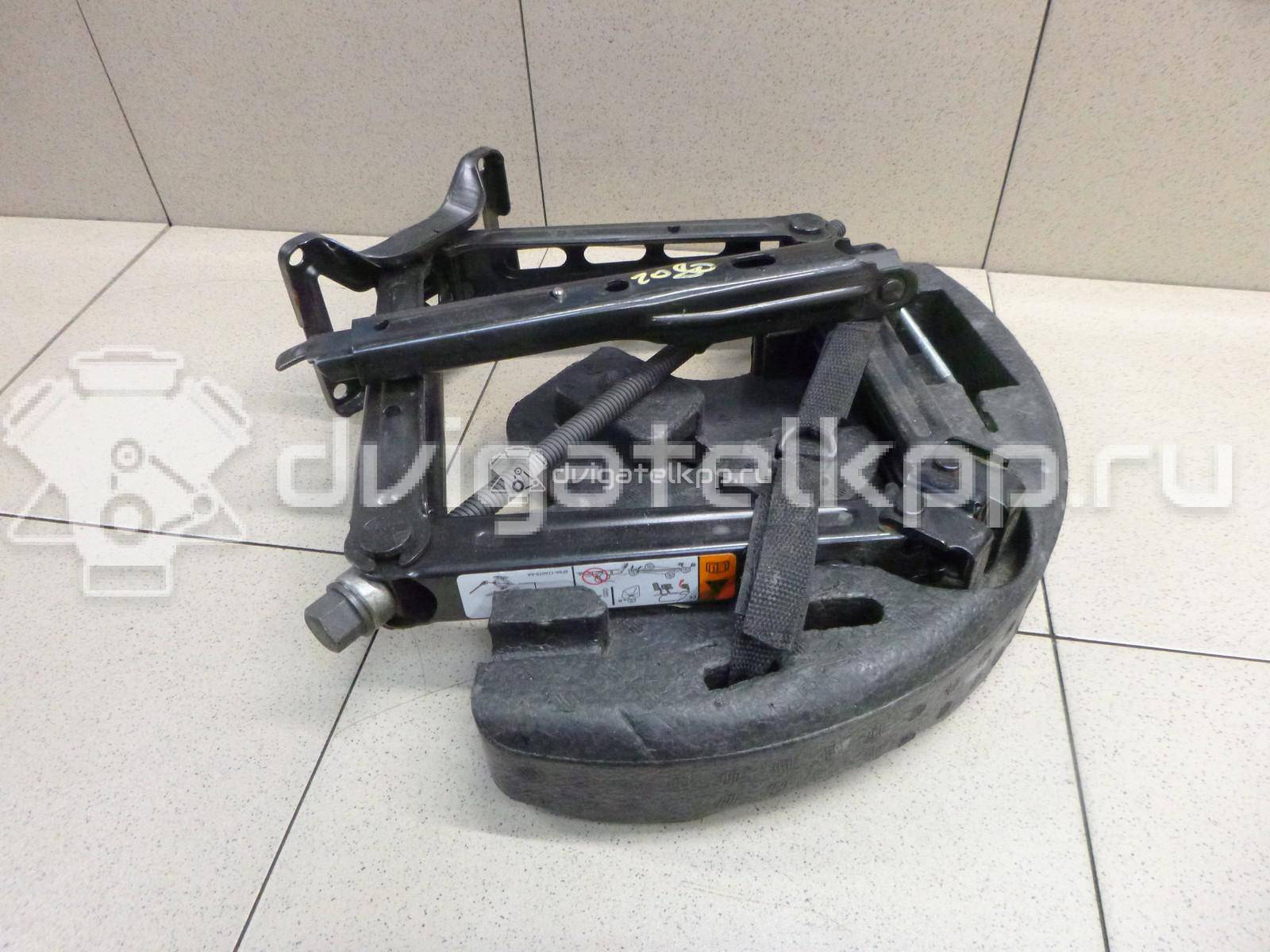 Фото Домкрат  BB5Z17080A для ford Explorer {forloop.counter}}