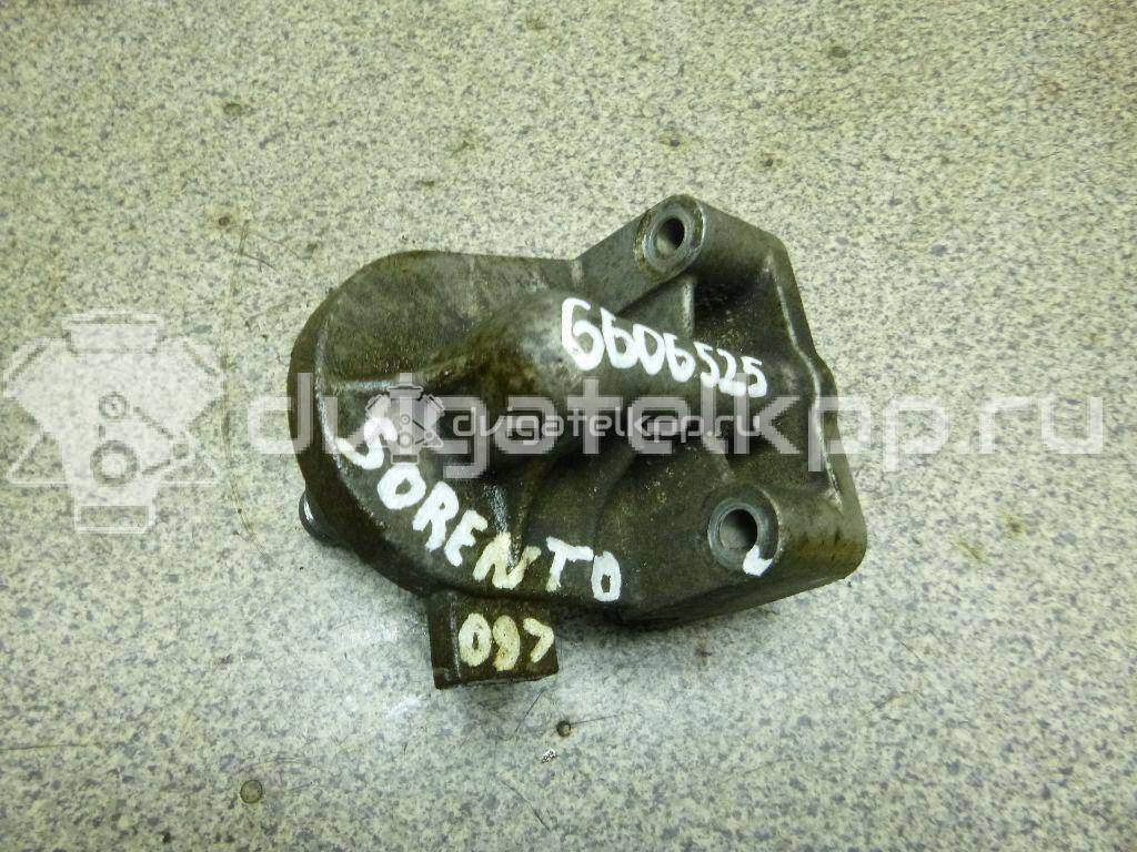 Фото Кронштейн масляного фильтра для двигателя G4KJ для Hyundai / Kia 141-201 л.с 16V 2.4 л бензин 211212G000 {forloop.counter}}