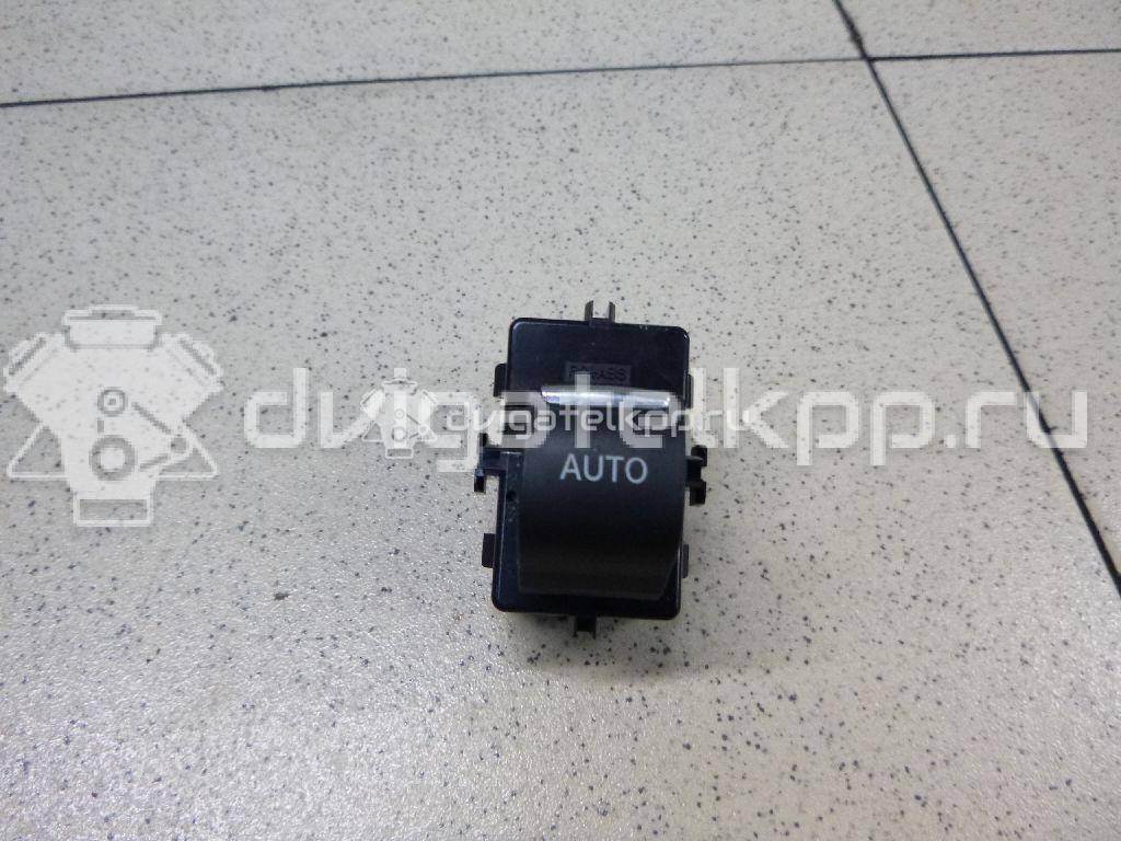 Фото Кнопка стеклоподъемника  bb5z14529bb для ford america Explorer {forloop.counter}}