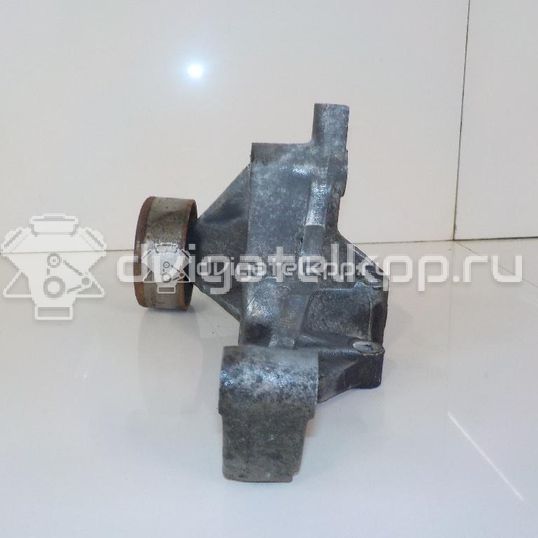 Фото Кронштейн генератора для двигателя D4CB для Hyundai / Kia 129-178 л.с 16V 2.5 л Дизельное топливо 374724A000