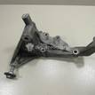 Фото Кронштейн генератора для двигателя D4CB для Hyundai / Kia 129-178 л.с 16V 2.5 л Дизельное топливо 374724A000 {forloop.counter}}