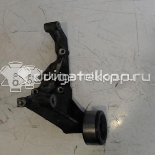 Фото Кронштейн генератора для двигателя D4CB для Hyundai / Kia 129-178 л.с 16V 2.5 л Дизельное топливо 374724A000