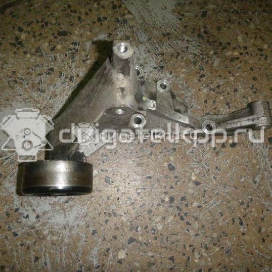 Фото Кронштейн генератора для двигателя D4CB для Hyundai / Kia 129-178 л.с 16V 2.5 л Дизельное топливо 374724A000