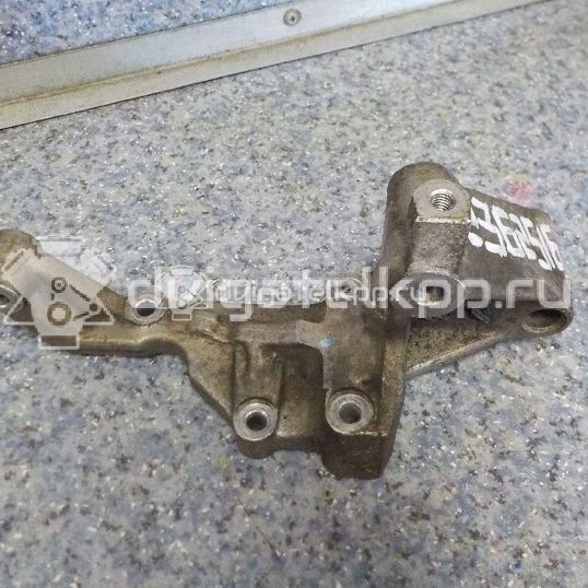 Фото Кронштейн генератора для двигателя D4CB для Hyundai / Kia 129-178 л.с 16V 2.5 л Дизельное топливо 374724A000