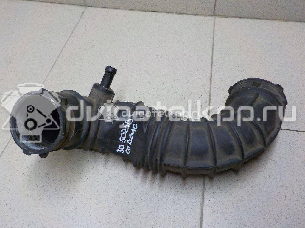 Фото Патрубок воздушного фильтра для двигателя G4FC для Hyundai / Kia 105-132 л.с 16V 1.6 л бензин 281301H050 {forloop.counter}}