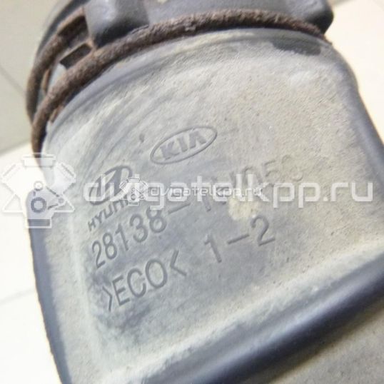 Фото Патрубок воздушного фильтра для двигателя G4FC для Hyundai / Kia 105-132 л.с 16V 1.6 л бензин 281301H050
