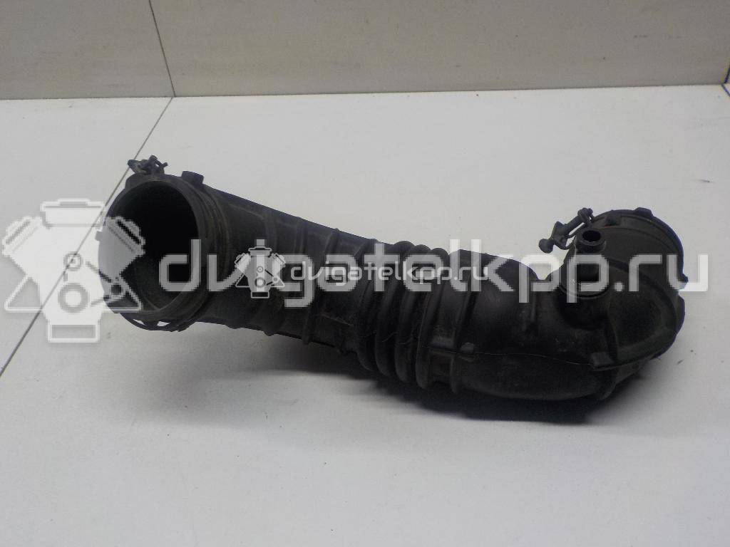 Фото Патрубок воздушного фильтра для двигателя G4FC для Hyundai / Kia 105-132 л.с 16V 1.6 л бензин 281301H050 {forloop.counter}}