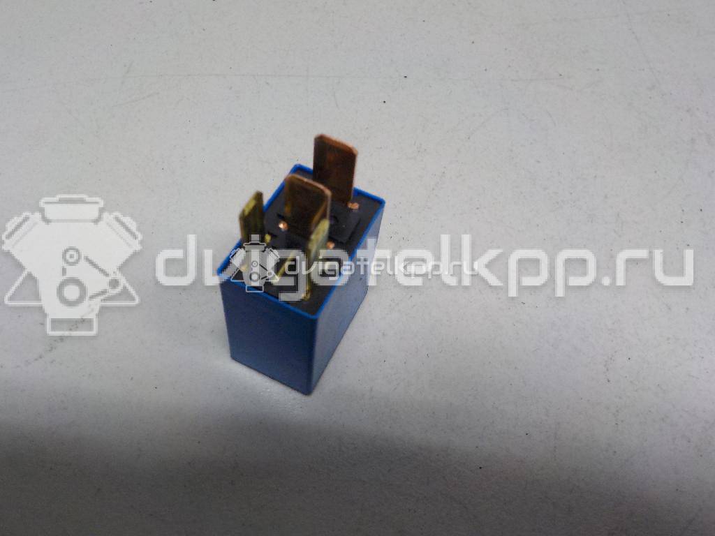 Фото Реле  952242D000 для Hyundai Xg / Getz Tb / Accent / Matrix Fc / Trajet Fo {forloop.counter}}