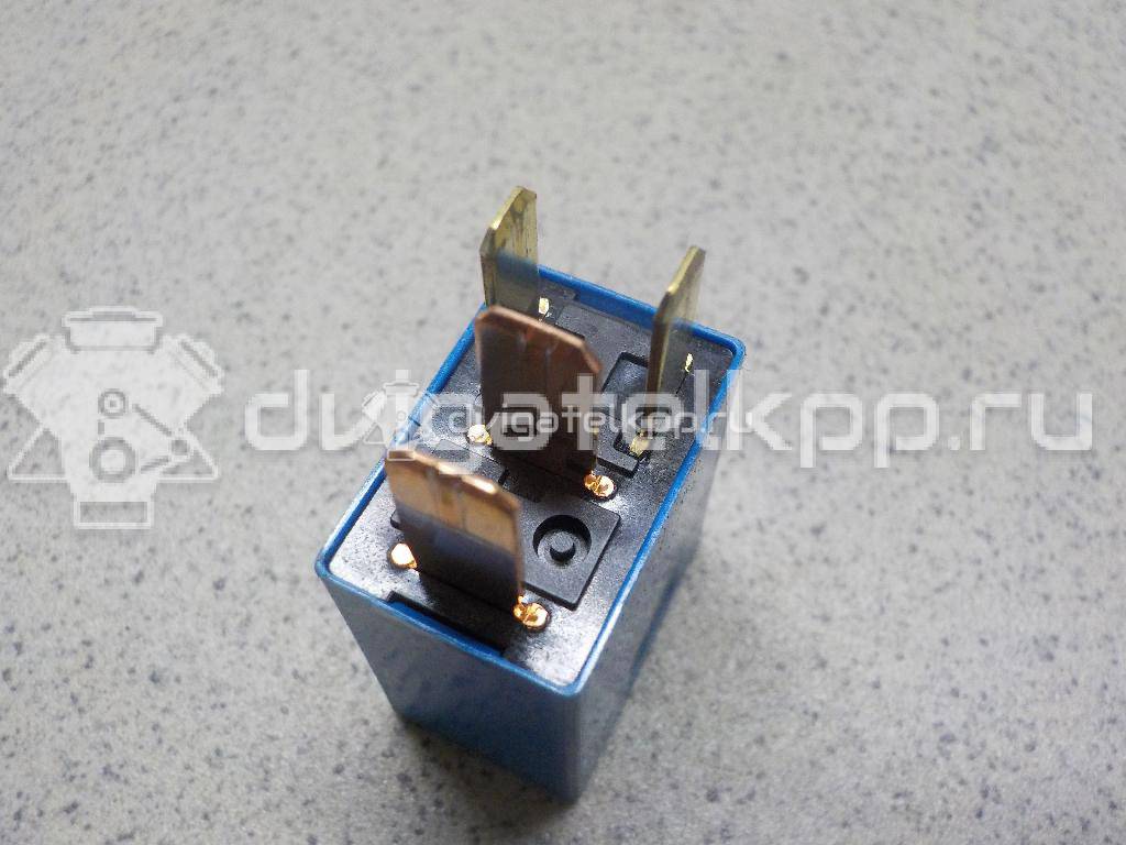 Фото Реле  952242D000 для Hyundai Xg / Getz Tb / Accent / Matrix Fc / Trajet Fo {forloop.counter}}