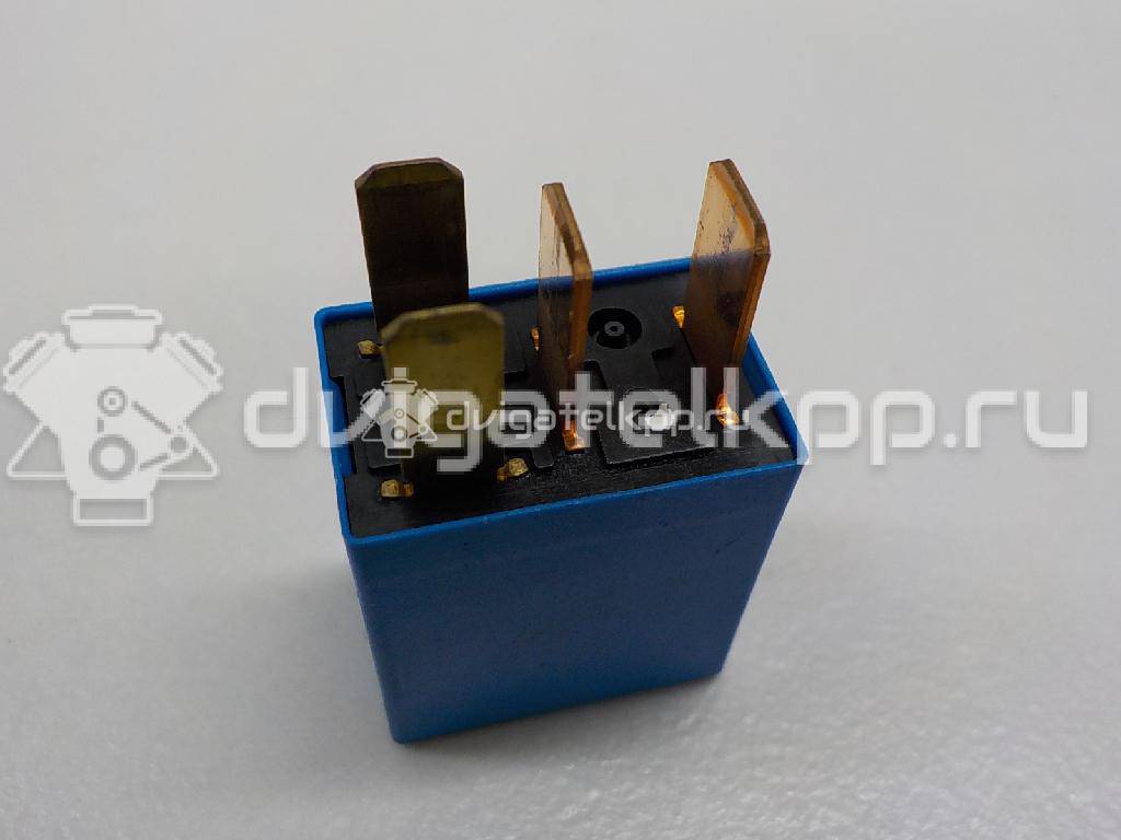 Фото Реле  952242D000 для Hyundai Xg / Getz Tb / Accent / Matrix Fc / Trajet Fo {forloop.counter}}