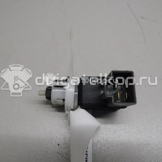 Фото Датчик включения стопсигнала  938103S000 для Hyundai Accent / I30 / Sonata / Elantra / Veloster Fs