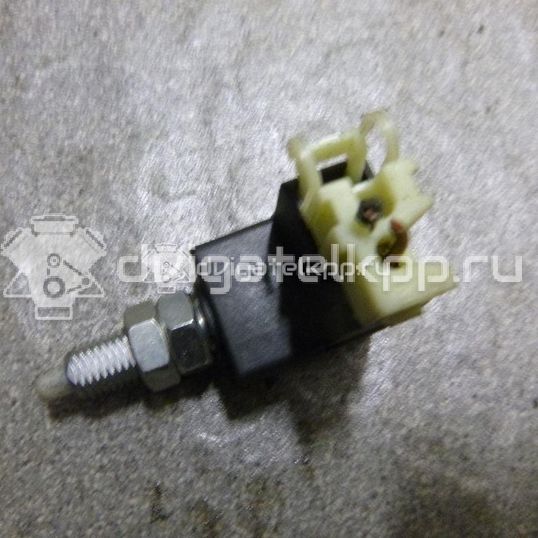 Фото Датчик включения стопсигнала  938102E000 для Hyundai I10 / Tucson / Xg / Ix35 Lm, El, Elh / Getz Tb