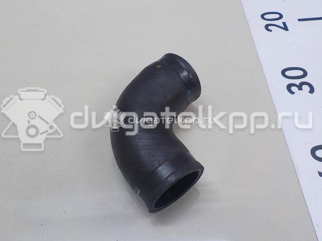 Фото Патрубок интеркулера для двигателя RF7J для Mazda 6 / 5 / 3 110-143 л.с 16V 2.0 л Дизельное топливо RF7N13222B {forloop.counter}}