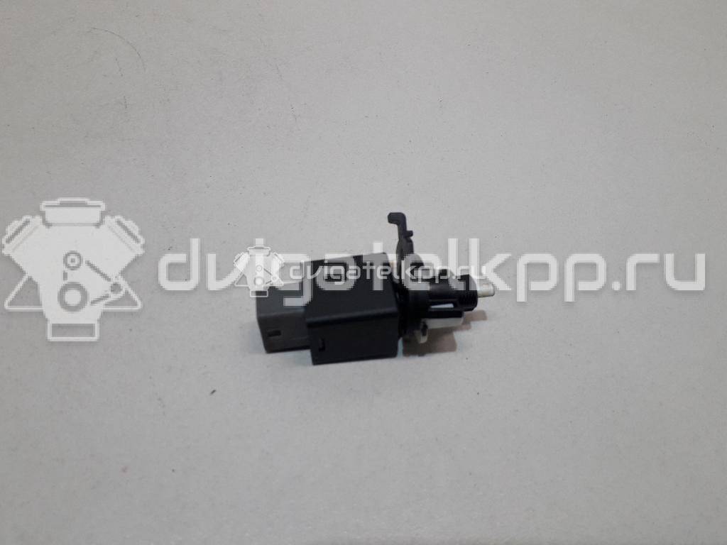 Фото Датчик включения стопсигнала  938103S700 для hyundai Creta {forloop.counter}}