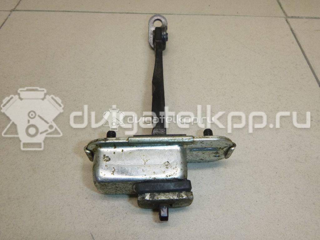 Фото Ограничитель двери  793802Y000 для hyundai ix35/Tucson {forloop.counter}}