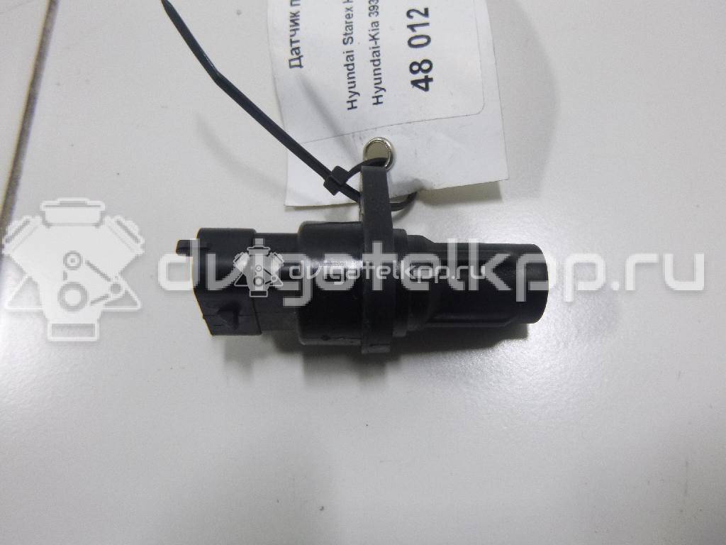 Фото Датчик положения распредвала  393504A400 для Hyundai H350 / H-1 {forloop.counter}}