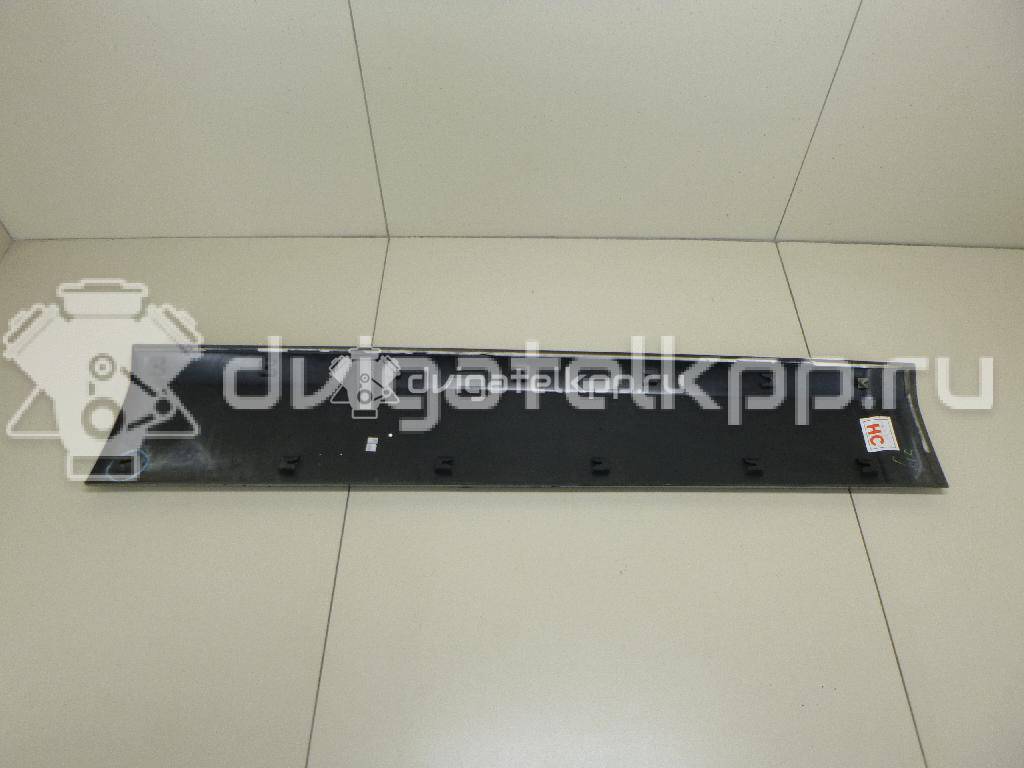 Фото Накладка двери передней левой  8772126900 для Hyundai Santa Fé {forloop.counter}}