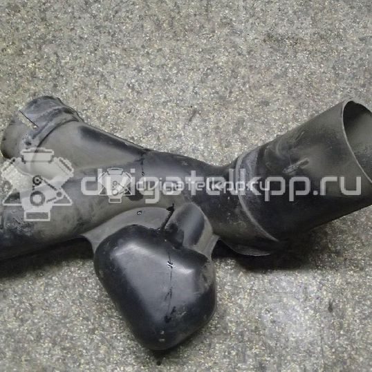 Фото Воздуховод для двигателя QG16DE для Nissan Sunny / Bluebird / Avenir / Primera / Almera 102-120 л.с 16V 1.6 л бензин 16554AU000