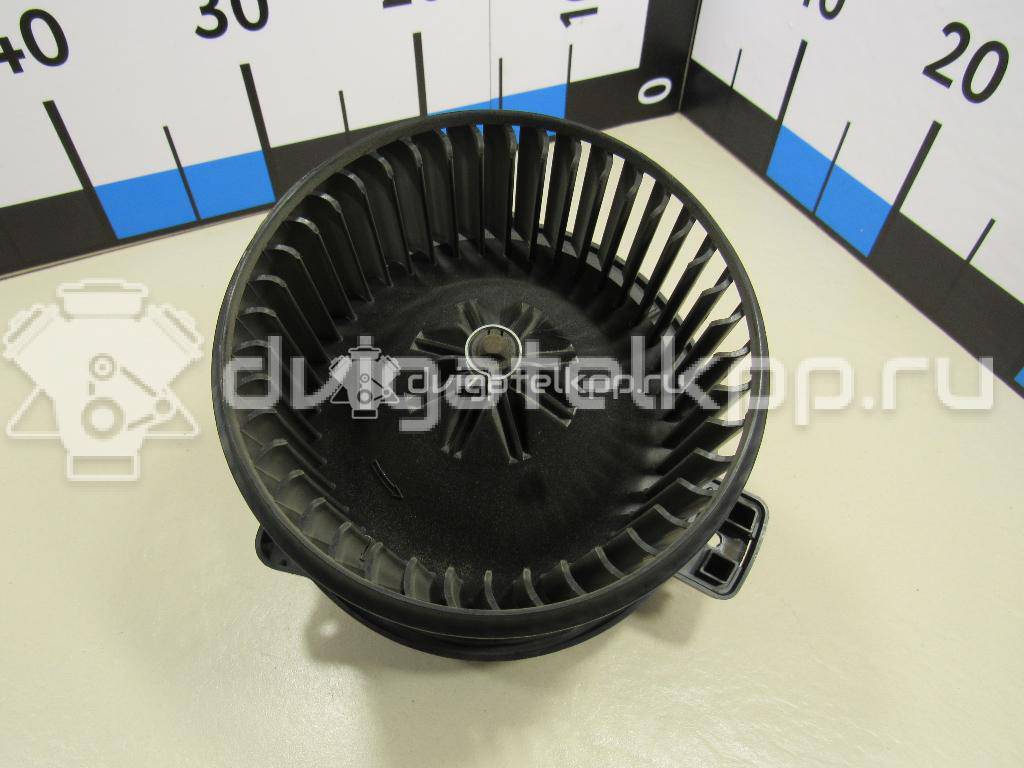Фото Моторчик отопителя  971131G000 для Kia Rio {forloop.counter}}