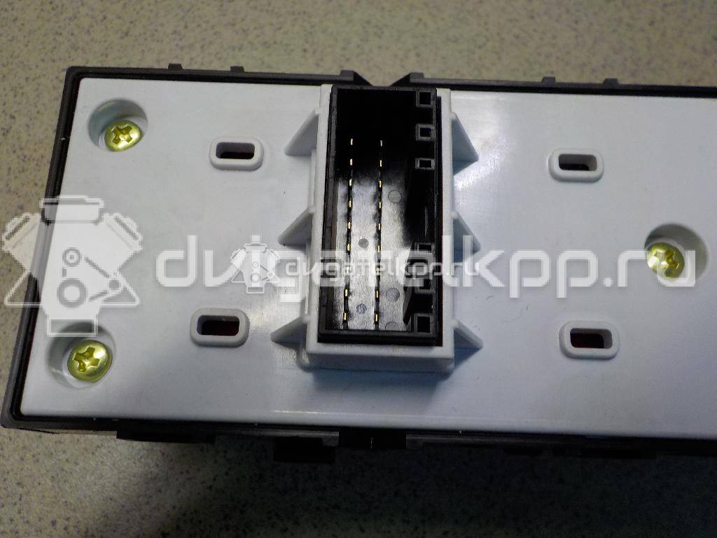 Фото Блок управления стеклоподъемниками  93571h0100ca для kia RIO {forloop.counter}}