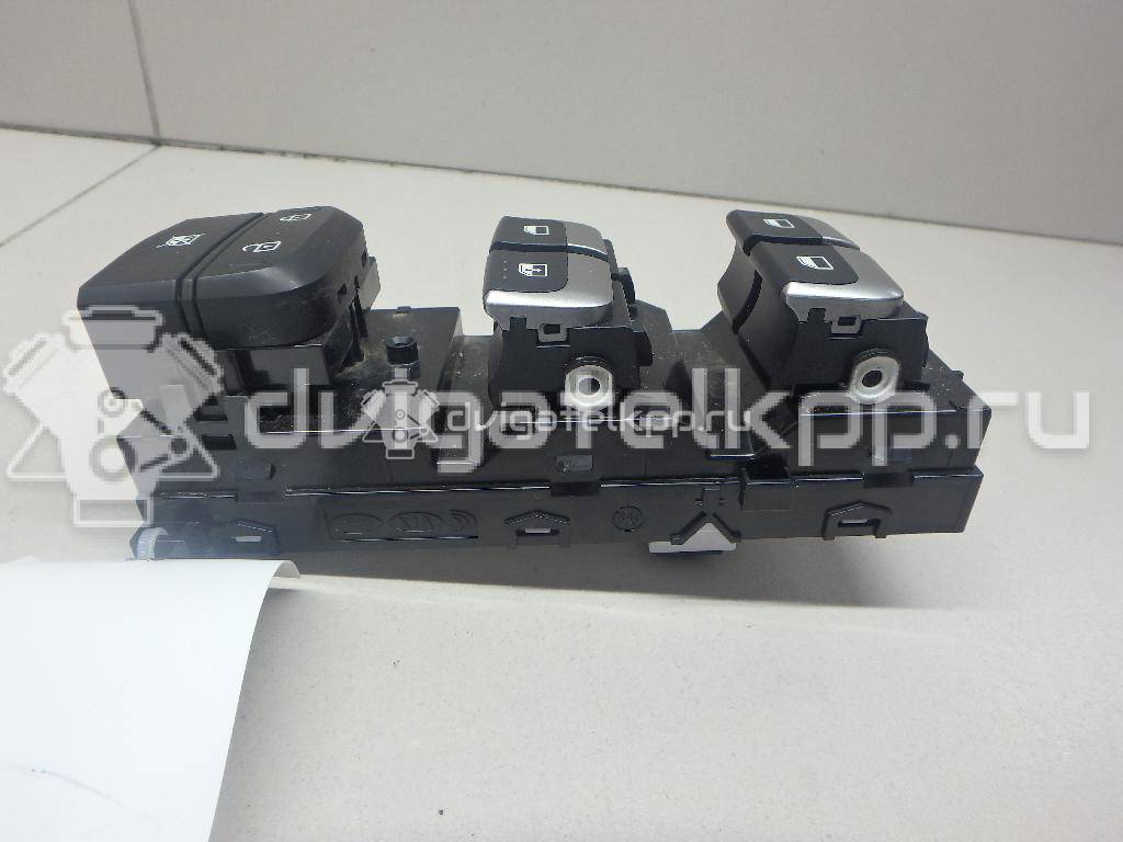 Фото Блок управления стеклоподъемниками  93571H0100CA для kia RIO {forloop.counter}}
