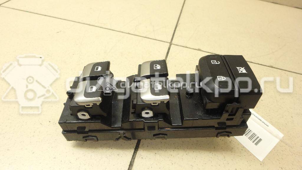 Фото Блок управления стеклоподъемниками  93571H0100CA для kia RIO {forloop.counter}}