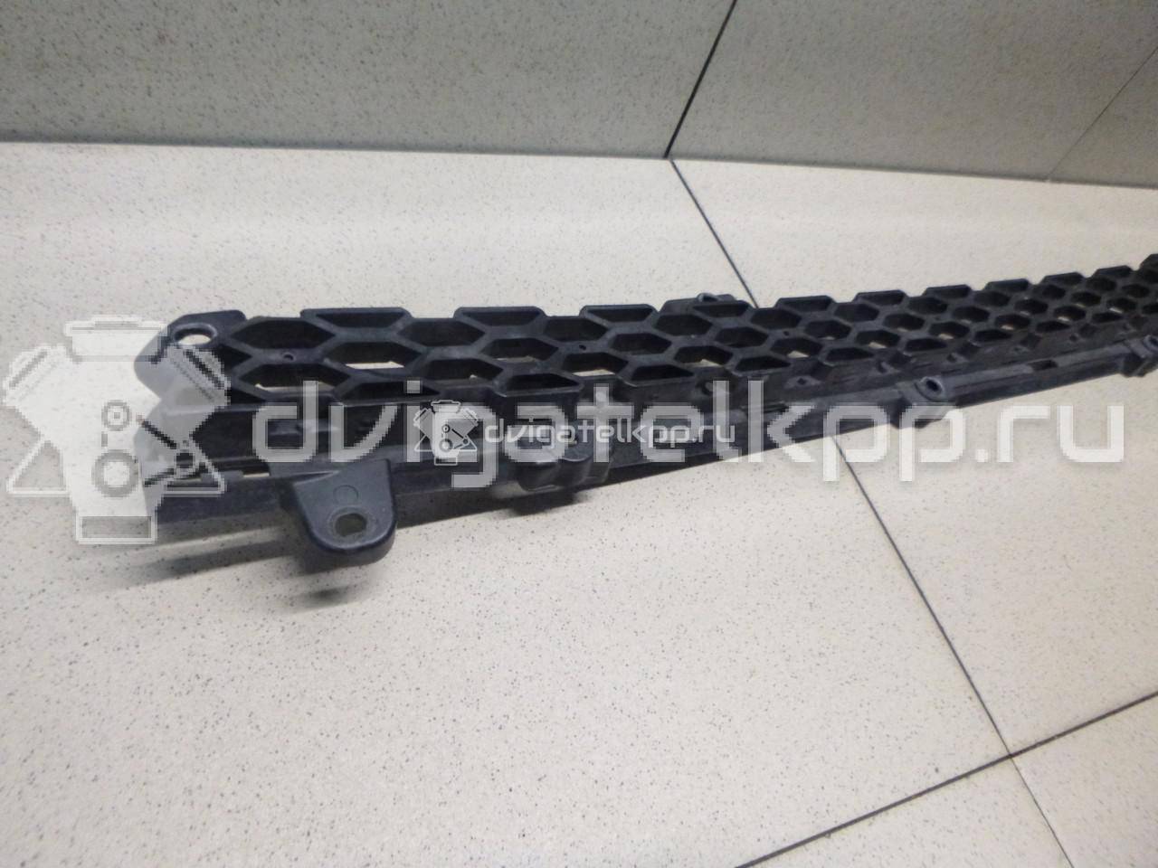 Фото Решетка в бампер  865222P000 для Kia Sorento {forloop.counter}}