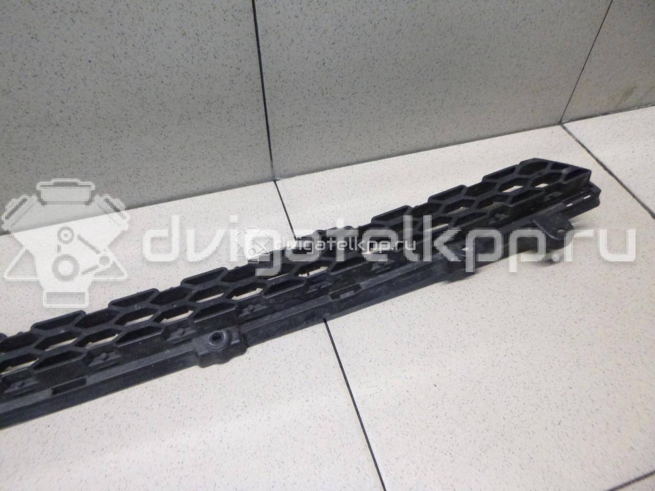 Фото Решетка в бампер  865222P000 для Kia Sorento {forloop.counter}}