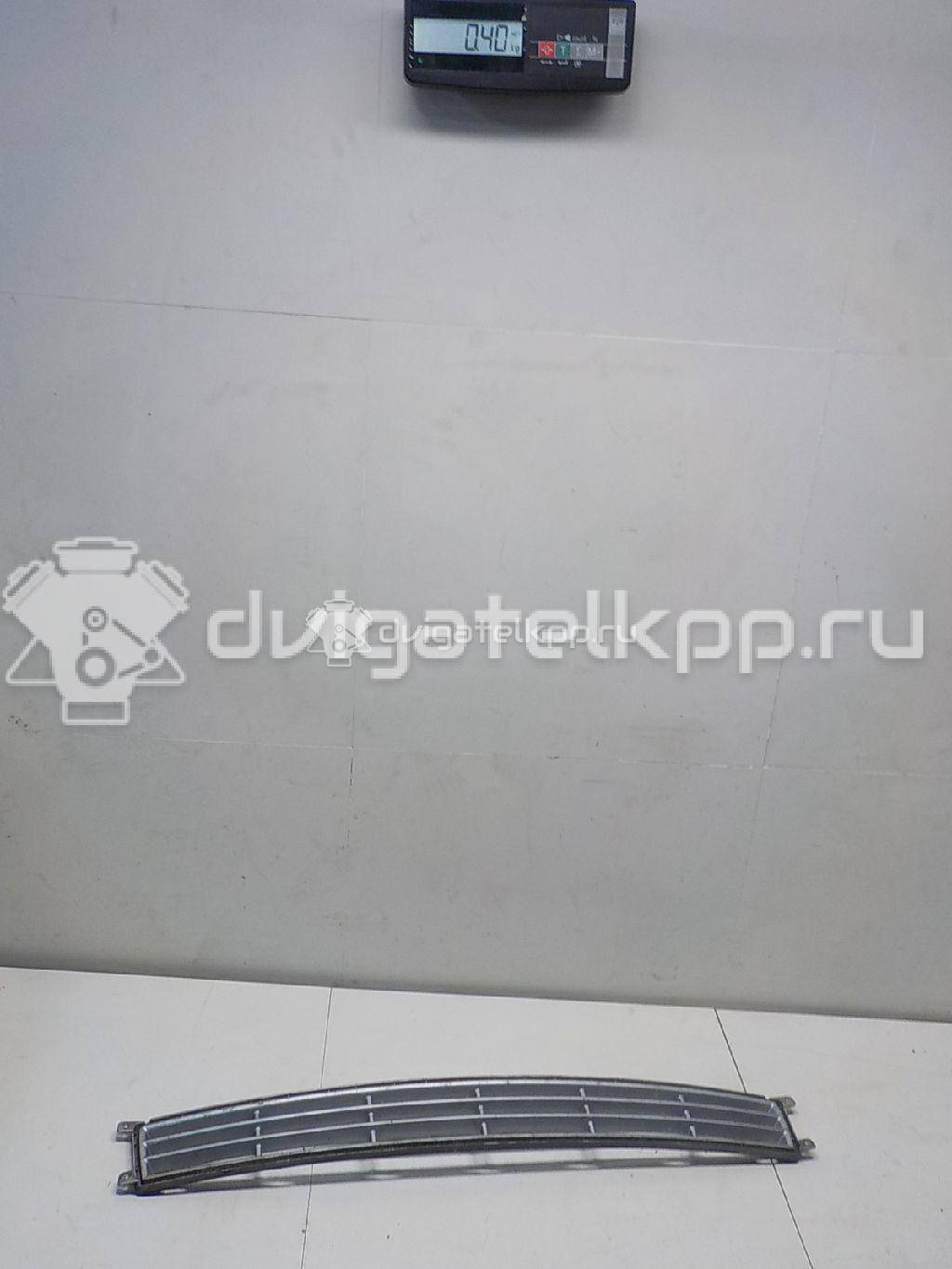 Фото Решетка в бампер центральная  865614d000 для Kia Carnival {forloop.counter}}
