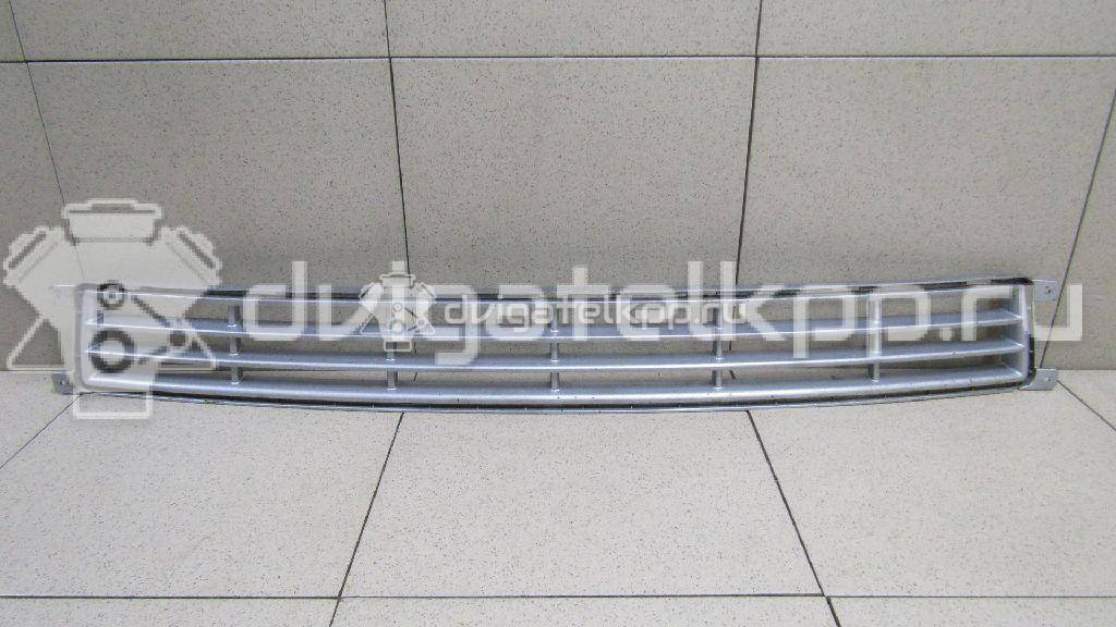 Фото Решетка в бампер центральная  865614D000 для Kia Carnival {forloop.counter}}